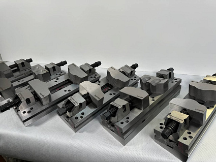 картинка Тиски механические ТМК 420/120 от магазина Гурумарт