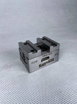 картинка Тиски механические самоцентрирующиеся ТСМ-КН-55-75 от магазина Гурумарт