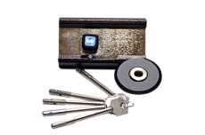 Барьер-4Р Замок накладной  от интернет площадки Гурумарт  