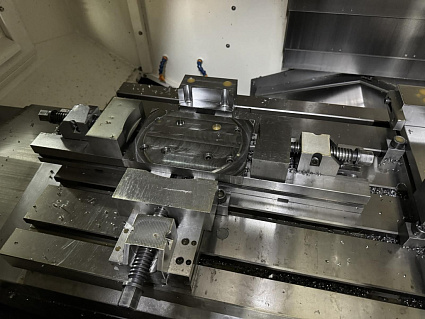 картинка Тиски механические ТМК 420/160 от магазина Гурумарт